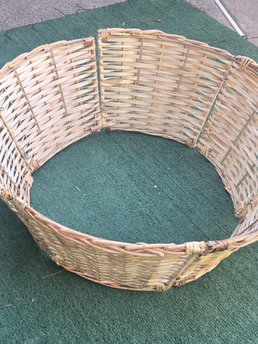 Farmhouse/Cottagecore Style Woven Wicker Holiday Tree Collar NWOT